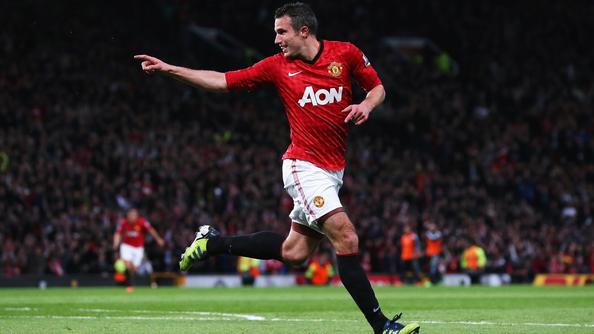 _马刺队年轻力量不断突破_，马刺 队员